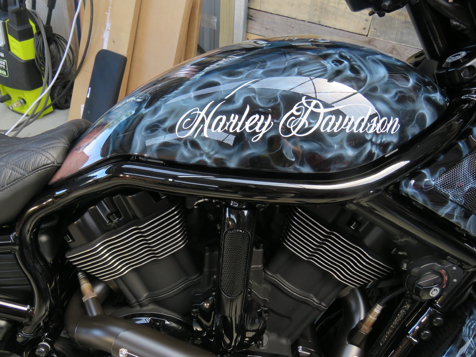Harley-Davidson motorbike finished with a FEYNLAB ceramic coating